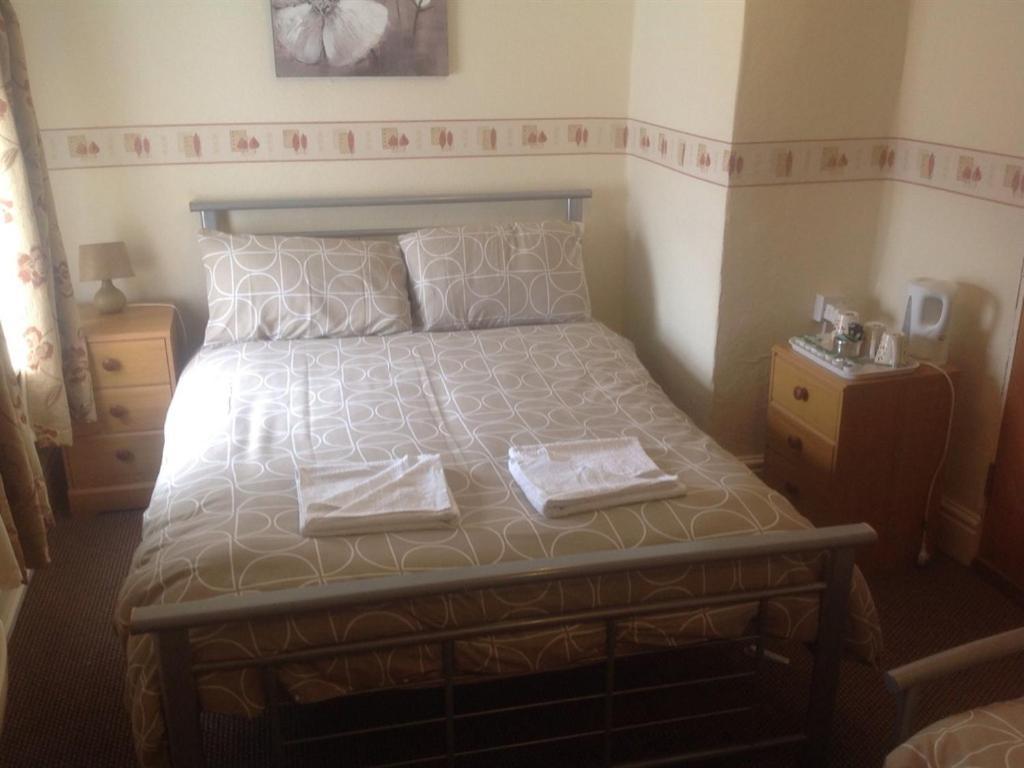 San Diego Guest House - Near Pleasure Beach - Blackpool — Photos 3